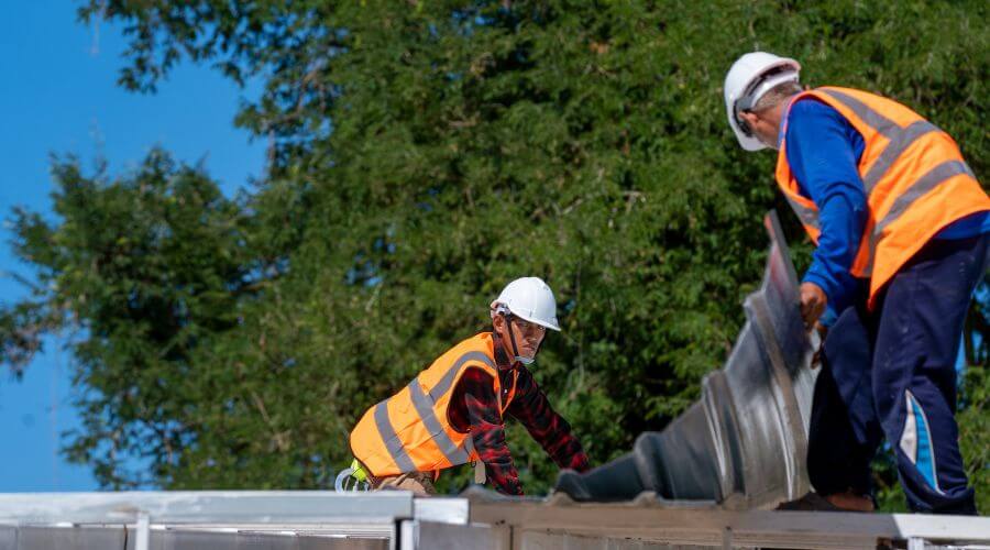 Professional residential roofers in Jones, MI